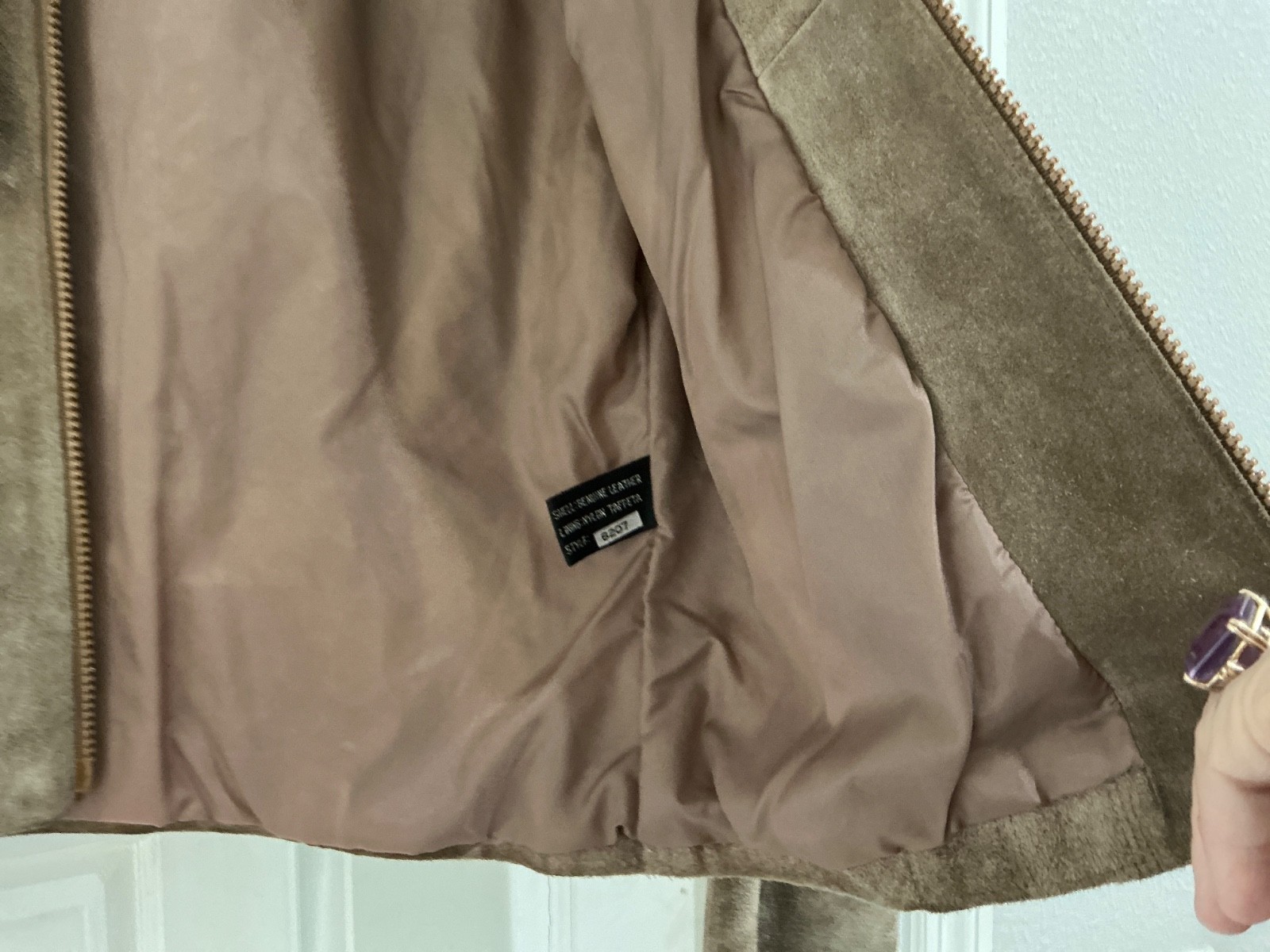 VTG 80s Wilson’s Leather Taupe Suede Fringe Jacket Size 14 – RUNS VERY SMALL