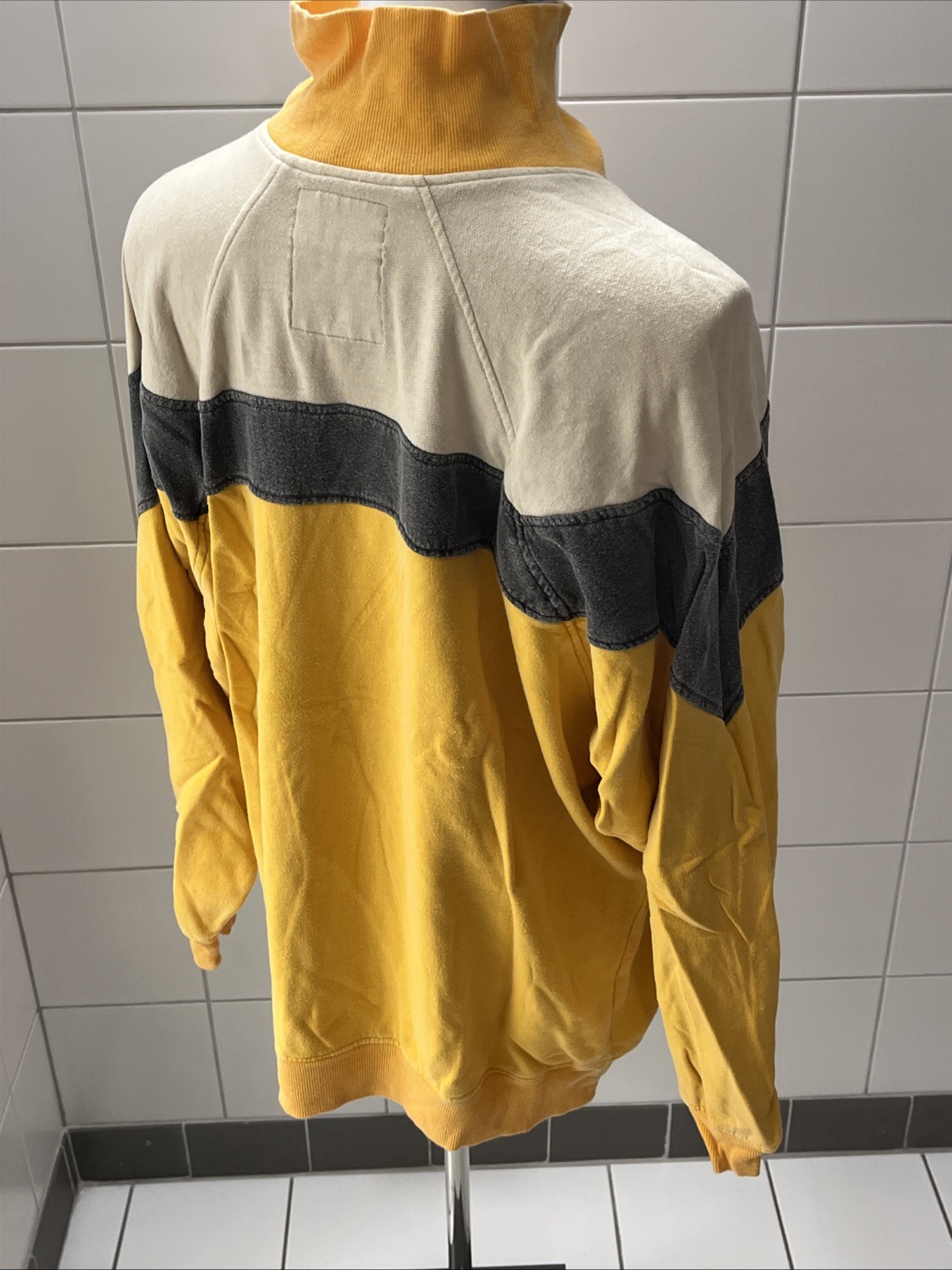 Vintage Taverniti Sweater – 10th Anniversary Legendary Taverniti 1977-1987 – XL