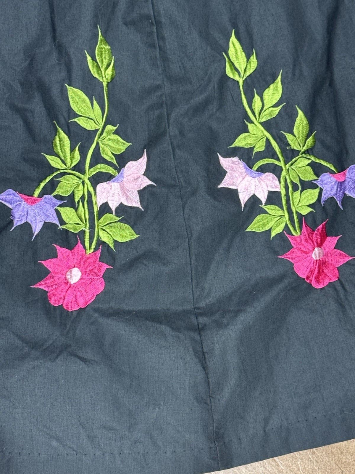 Vintage Caro Honolulu Embroidered Blouse Skirt Floral Set Philippines Size Med.