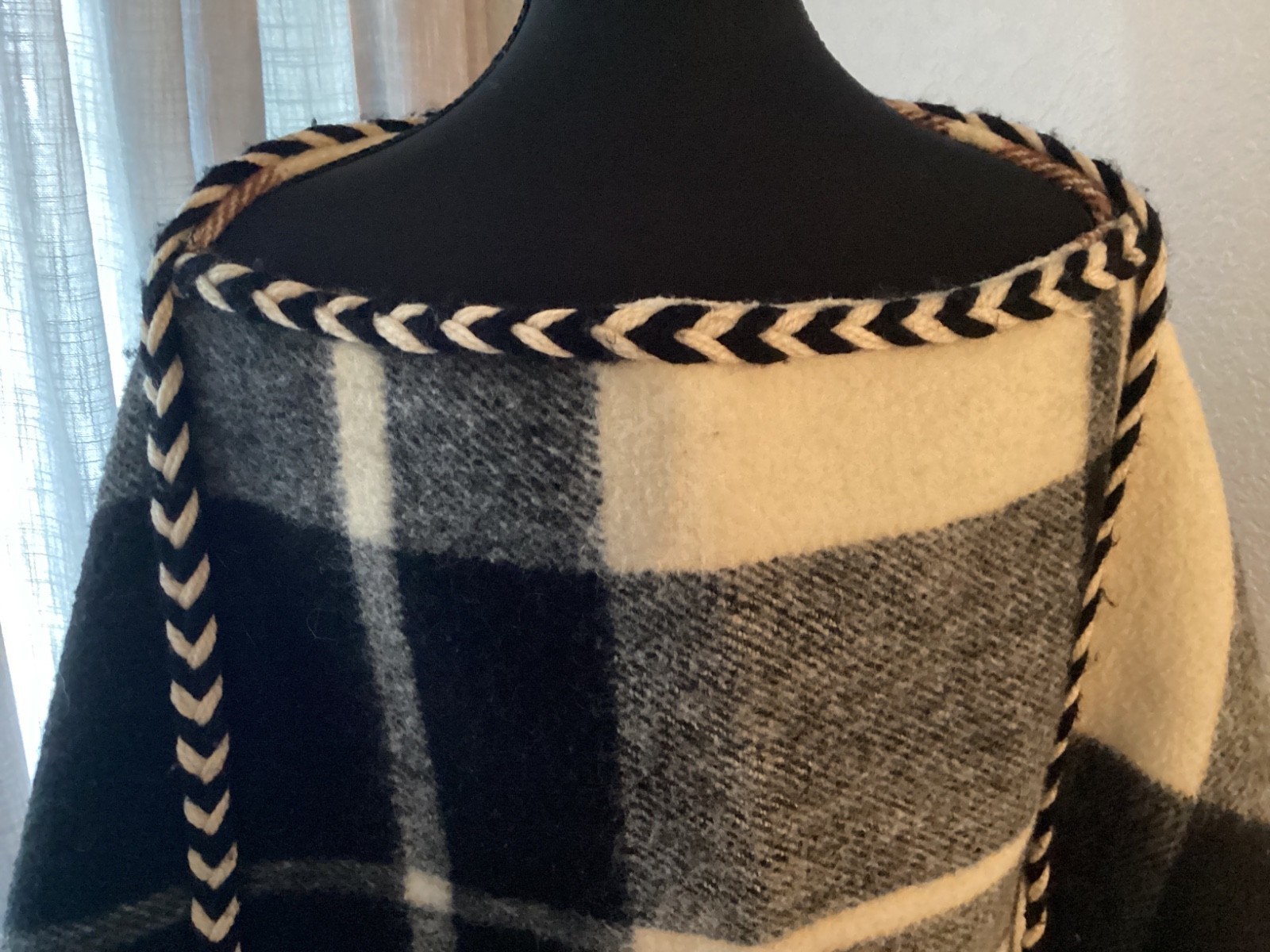 Vintage 70’s reversible Wool Hippie-chic Shawl Poncho