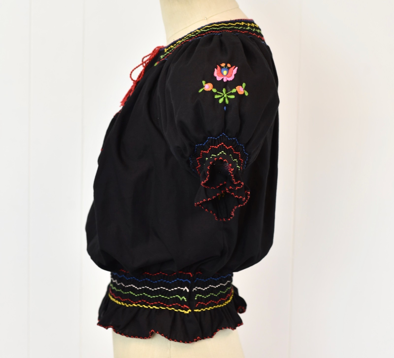 Vtg 1970s does 1930s Black Floral Embroidered Cotton Hungarian Peasant Blouse