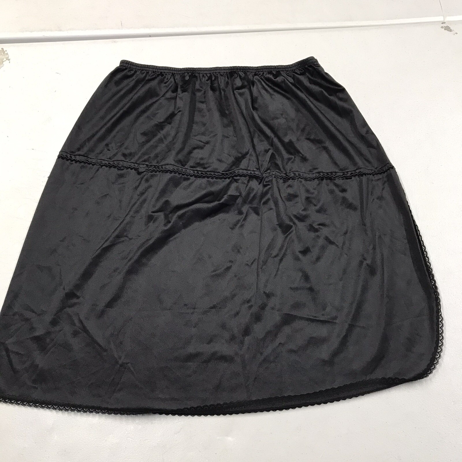 Vintage Vasarette Half Slip Skirt Large Black Lingerie Lace USA Slit 21” Unique