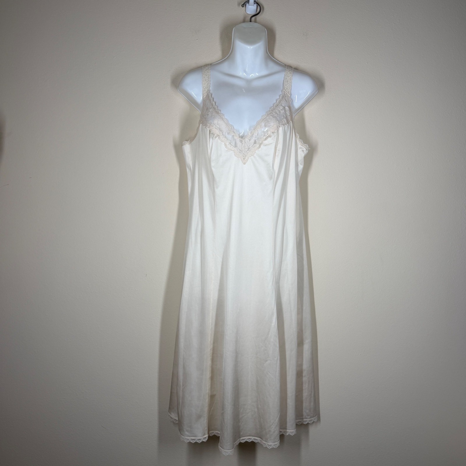 VTG Maidenform Lace Trim Slip Dress Womens Size 38 Elegant Romantic Glam Boudoir