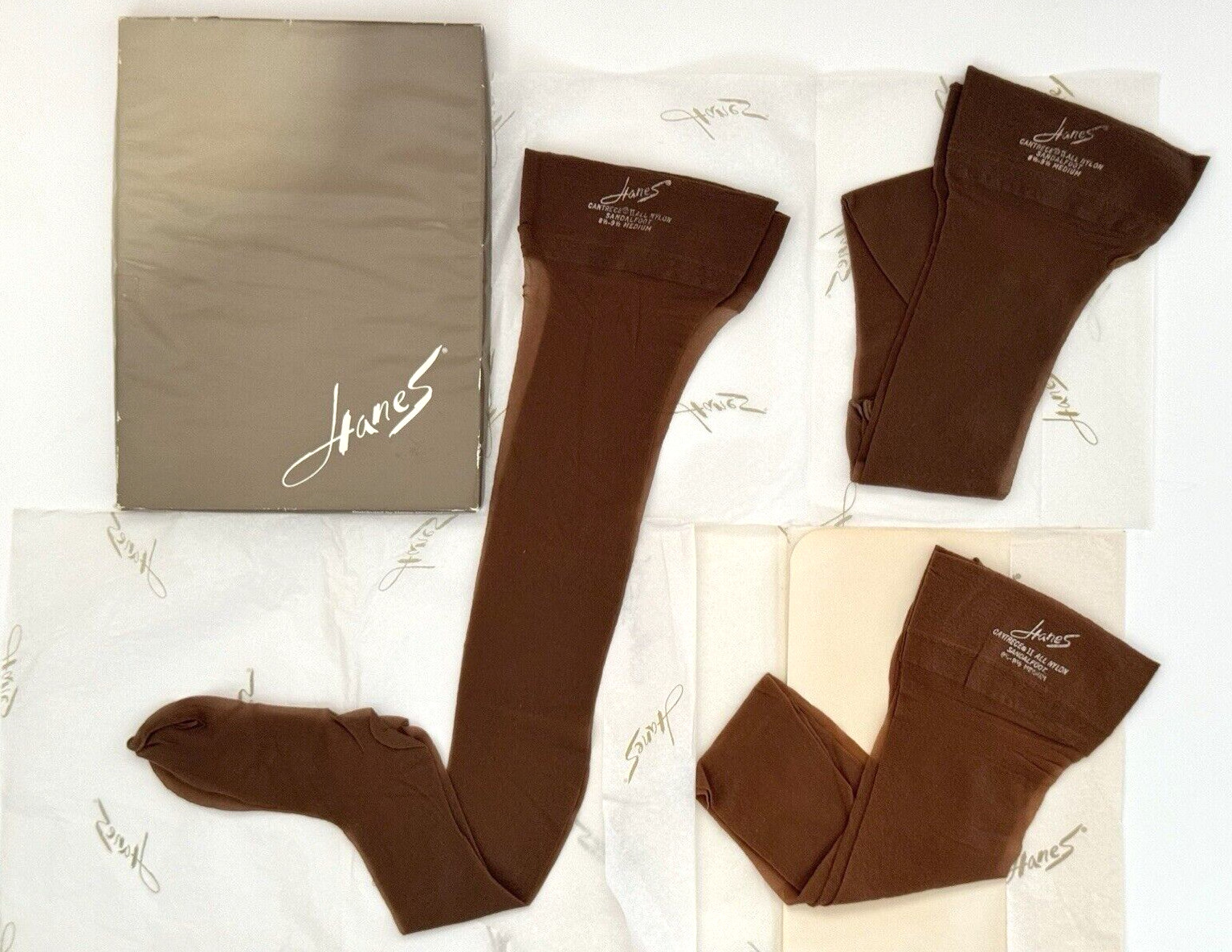 NOS Vintage HANES Cantrece II STOCKINGS Sandalfoot 220 M 8.5-9.5 Pantyhose BEIGE