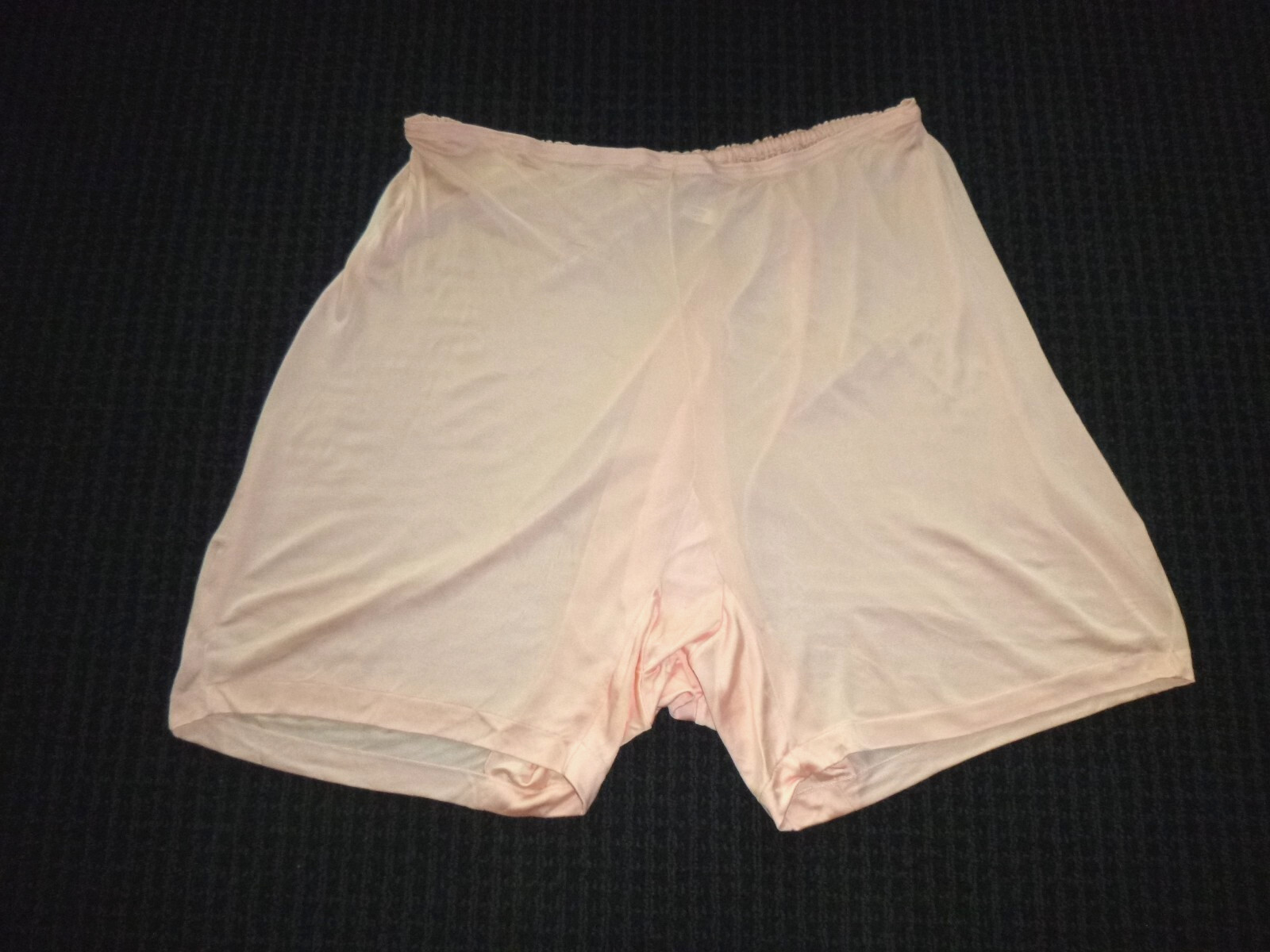 NOS Vtg 40s 50s Munsingwear Peach Colored Tap Panties 10% Rayon XL/XXL USA