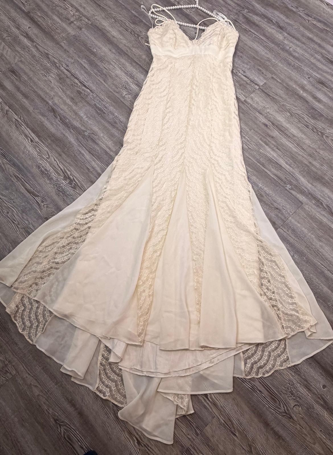 VTG 90’s NIKI by Niki Livas Ivory Laced Overlay Beaded Sequined Maxi Dress 10