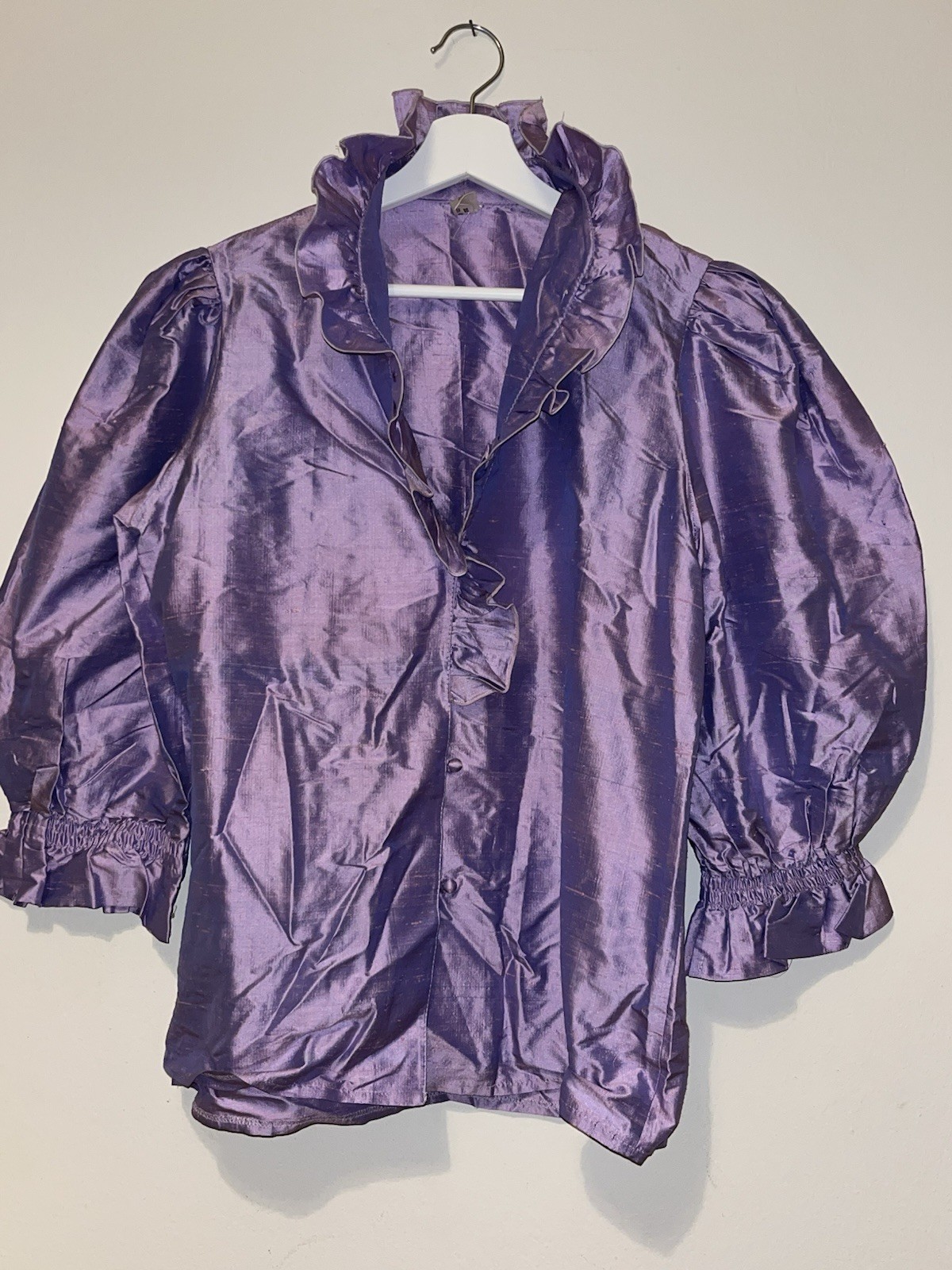 Vintage silk blouse by Krüger / €200NP / – 100% silk – size 38-40