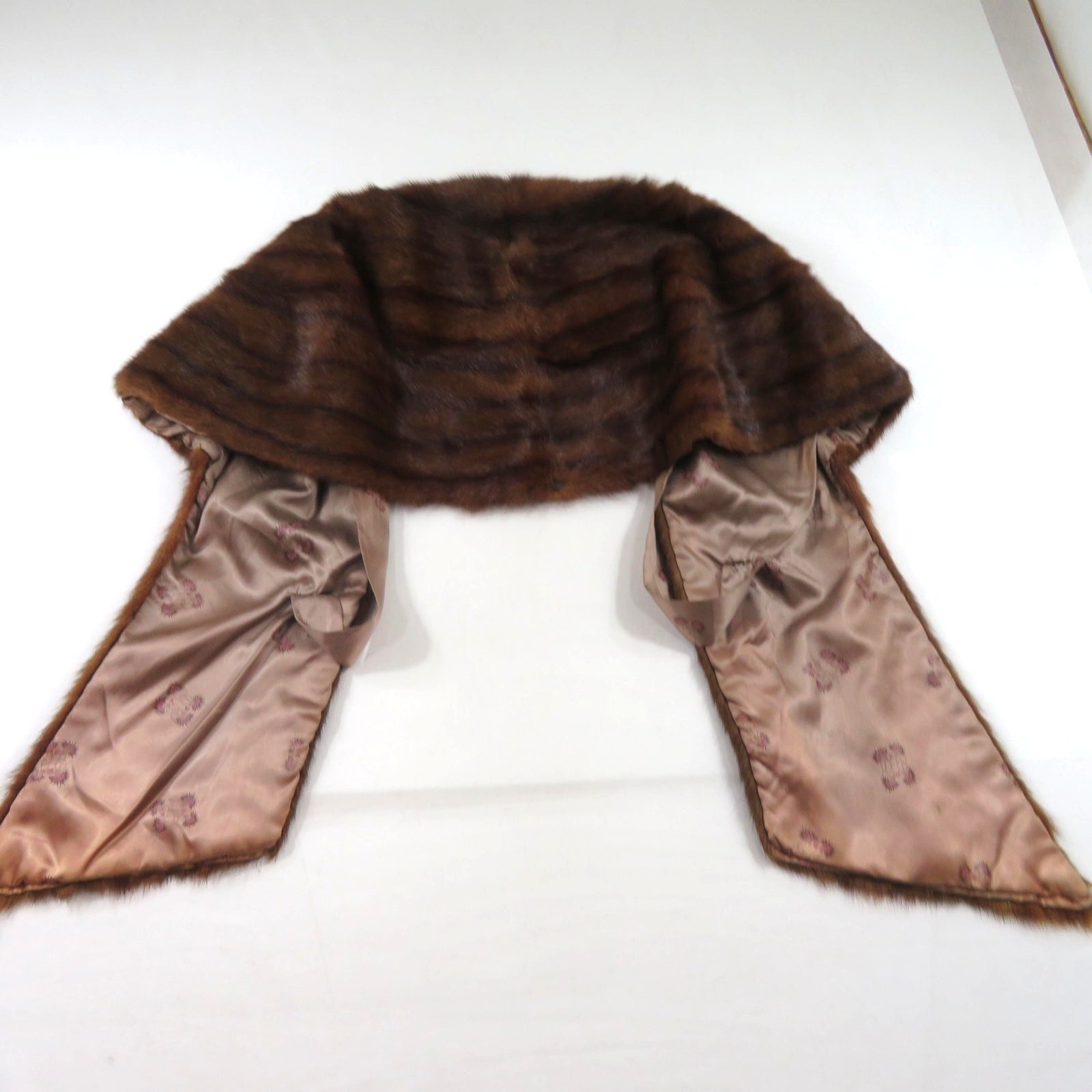 Long Fur Stole Cape Shawl Shoulder Wrap Sears Kerrybrooke Mink?