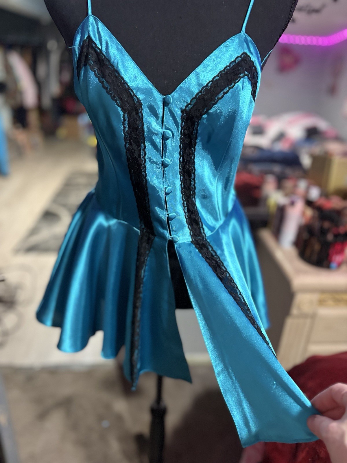 Vintage NWOT Victoria Secrets Teal Satin & Lace Camisole Top- small
