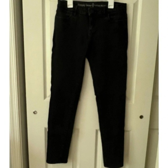 Simple Vera Wang Womens Pants sz 4 Mid-Rise Black Denim Jeans Casual Goth