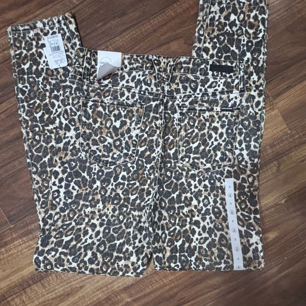 Volcom high rise super toned skinny cheetah animal print 28×30 button fly pants