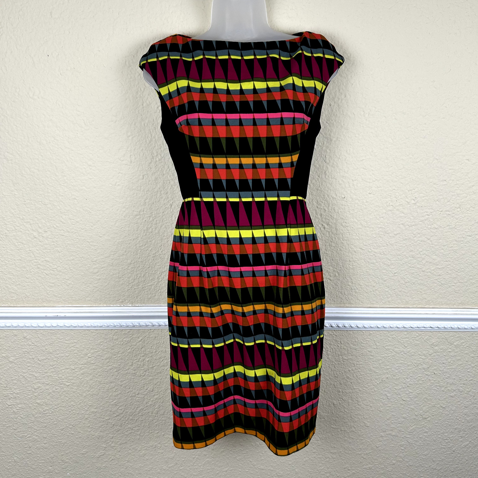 Maggy L Womens Dress Sz 6 Sheath Multi Colored Artsy Art to Wear Geometric Londo