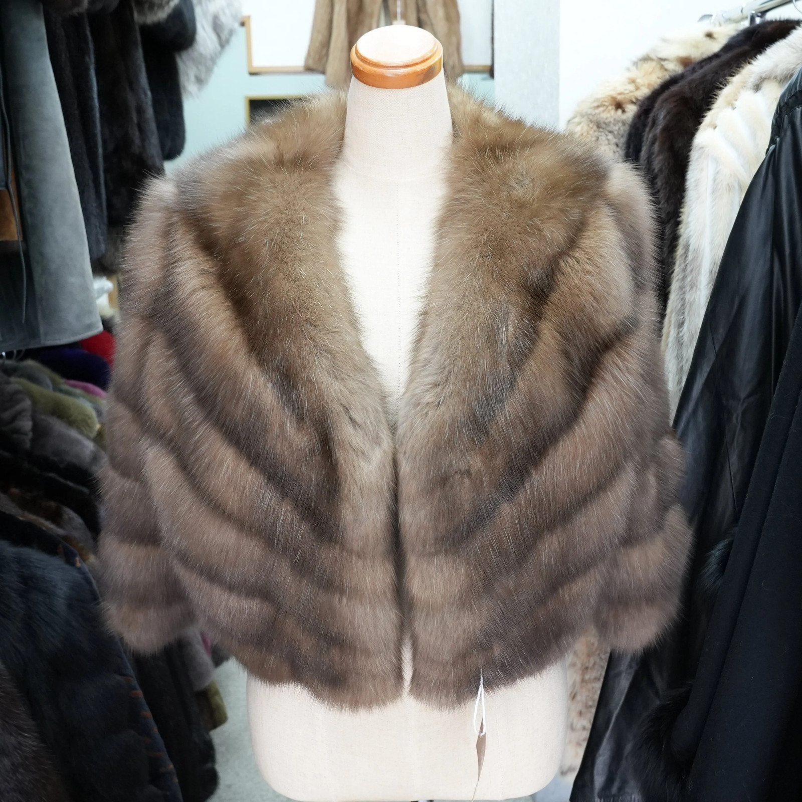 SOBOL Silvery Russian Sable Fur cropd Jacket – Genuine Vintage Fur From Japan
