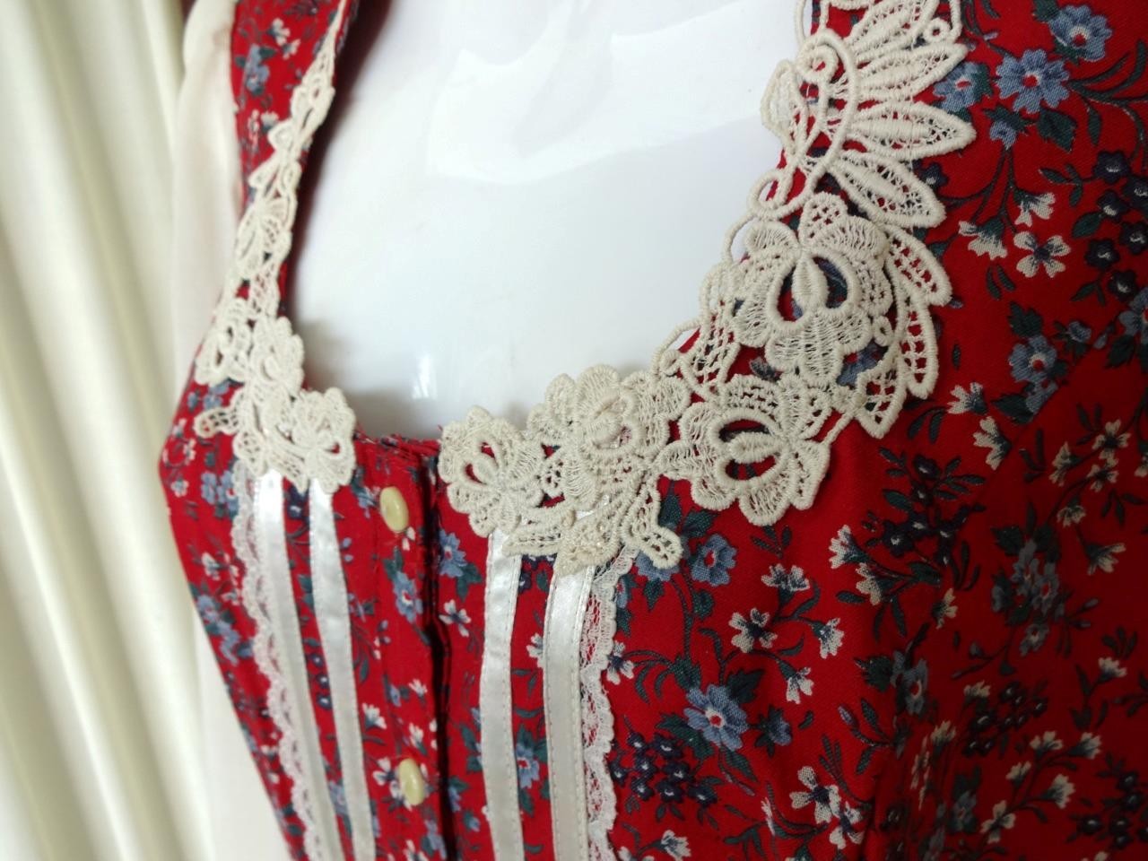 VINTAGE GUNNE SAX BY JESSICA RED CALICO PRINT LACE VOILE TRIM PRAIRIE DRESS S-M