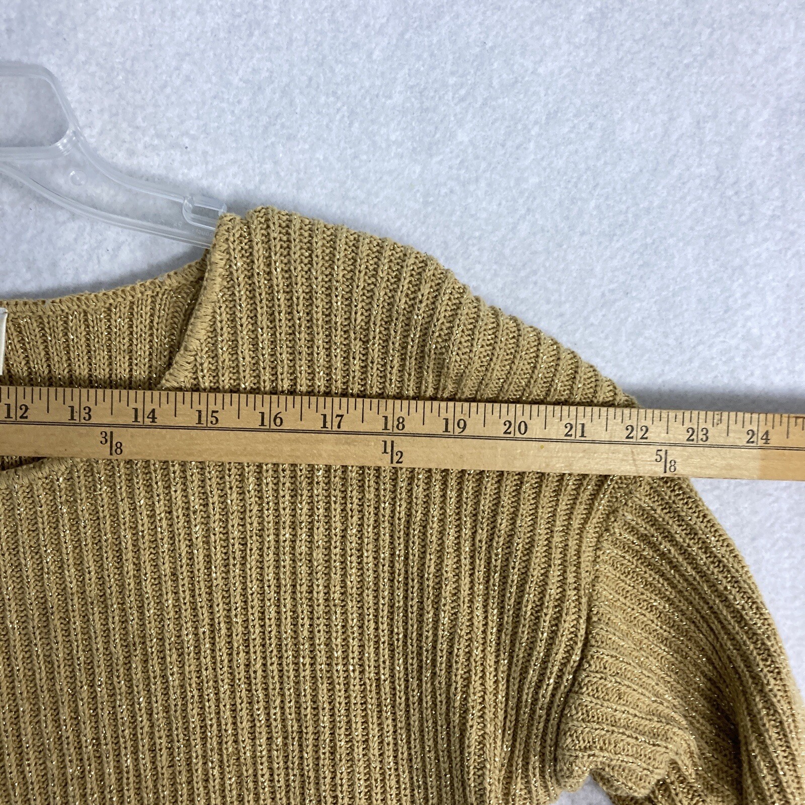 VTG Gold Ribbed Sweater Knit Womens Size M USA Knit Stitches Metallic L/S 90s