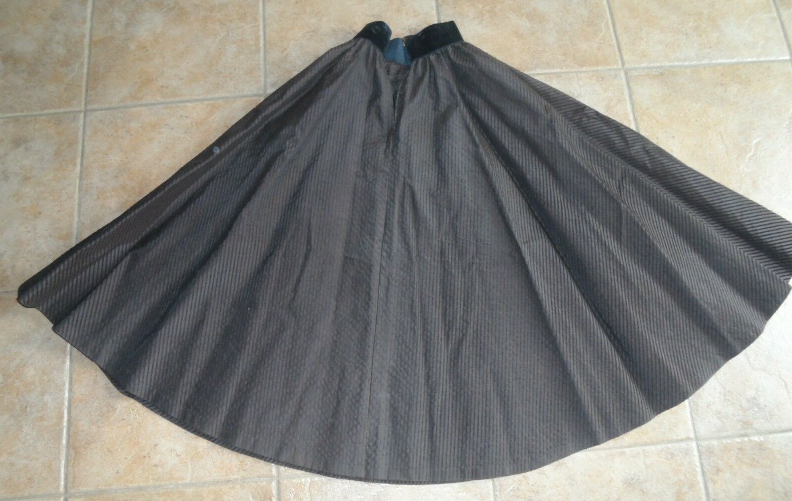 Ilene Ricky Vintage 50’s 40’s full circle skirt black brown XS velvet stripe