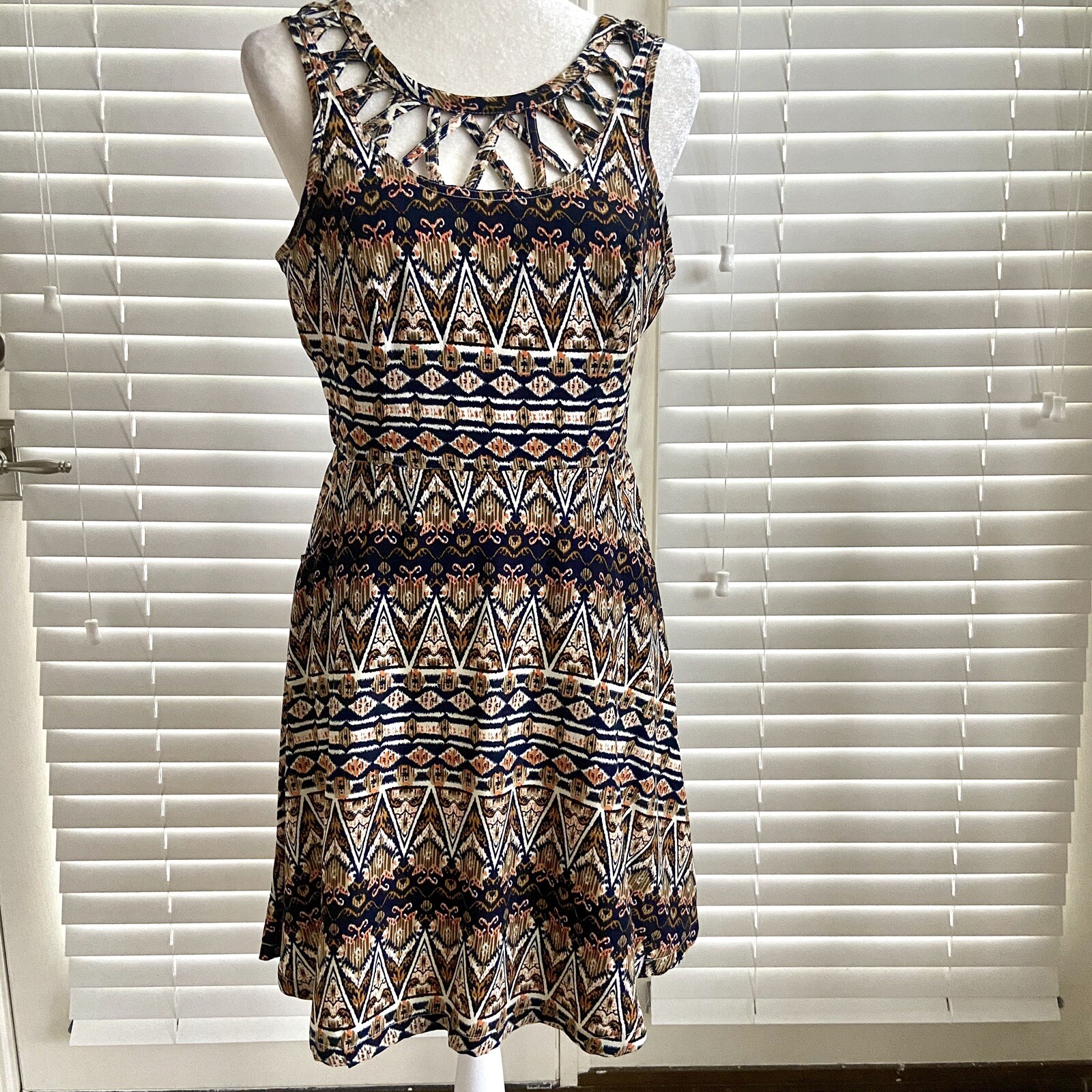Buckle Miss Me Sz Small Black White Orange Skater Empire Waist Cage Neck Dress
