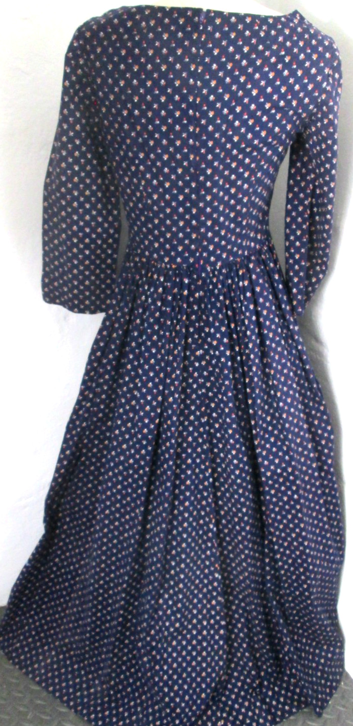 Vintage Handmade 70s Maxi Dress Size M/L Ditty Floral Square Neck Prairie