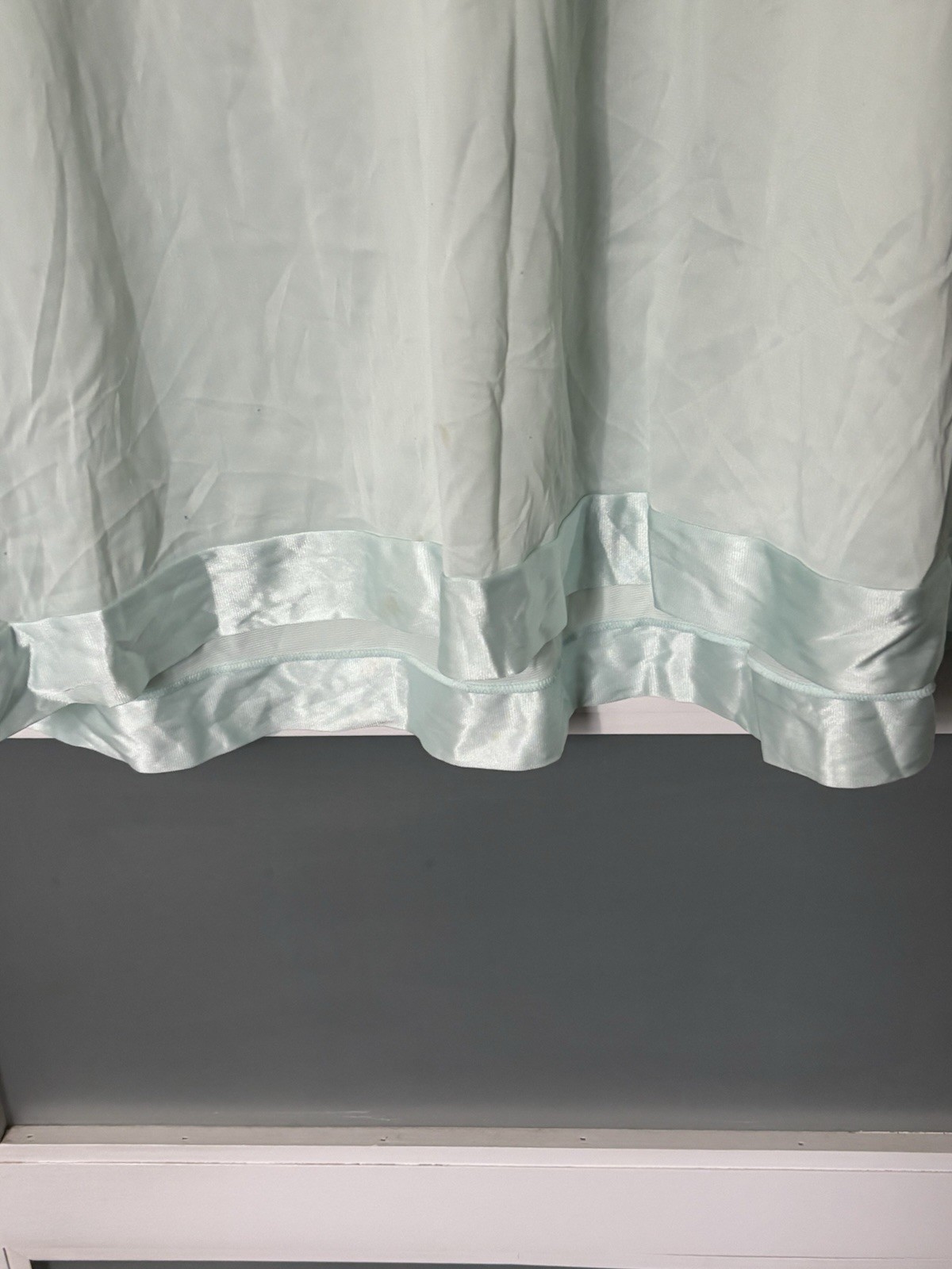 Vtg Vanity Fair Nightgown Large Mint Green Nylon Knee Length Style 30-107 Silky