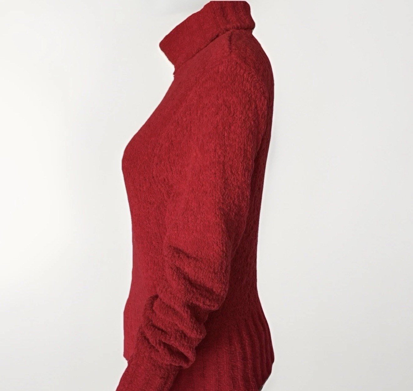 Vintage Designer Pierre Cardin Women’s Size Medium Ribbed Red Turtleneck Sweater