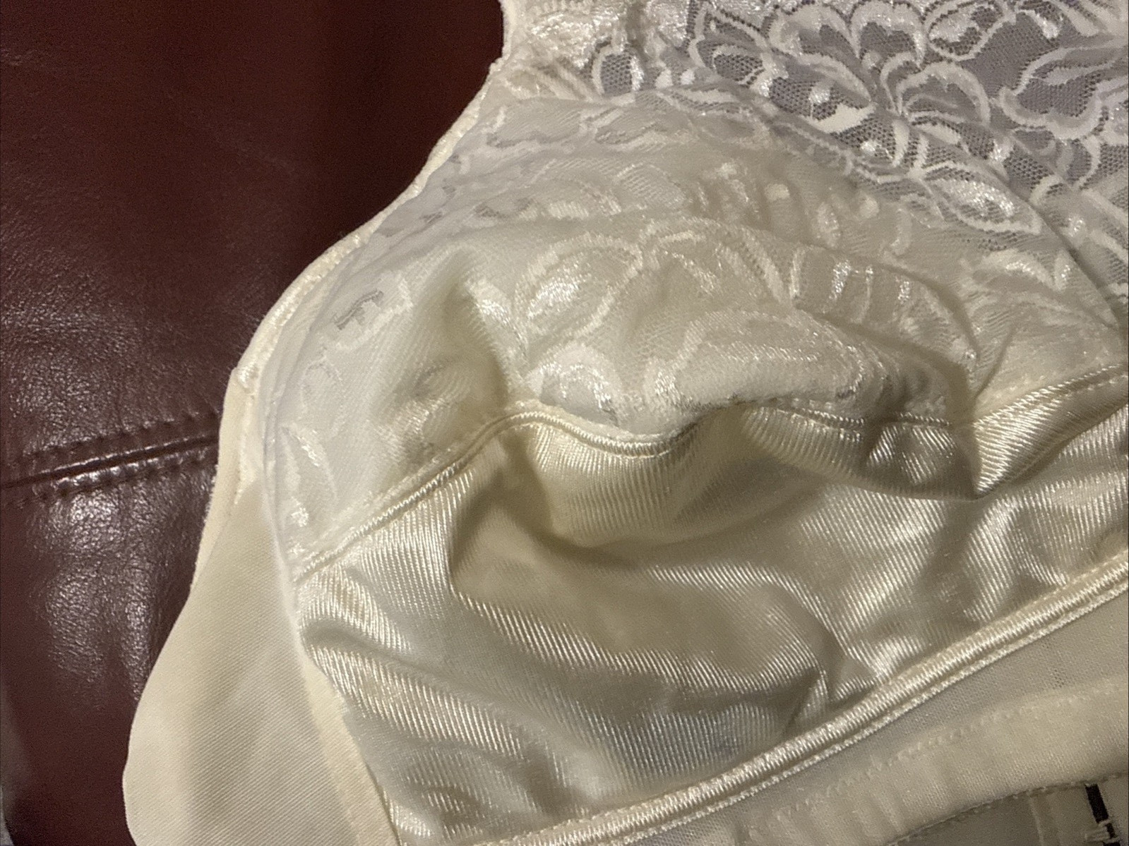 NEW Jodee Surgical Style 2501 Post Mastectomy Bra IVORY w/Pockets USA-MADE 44B