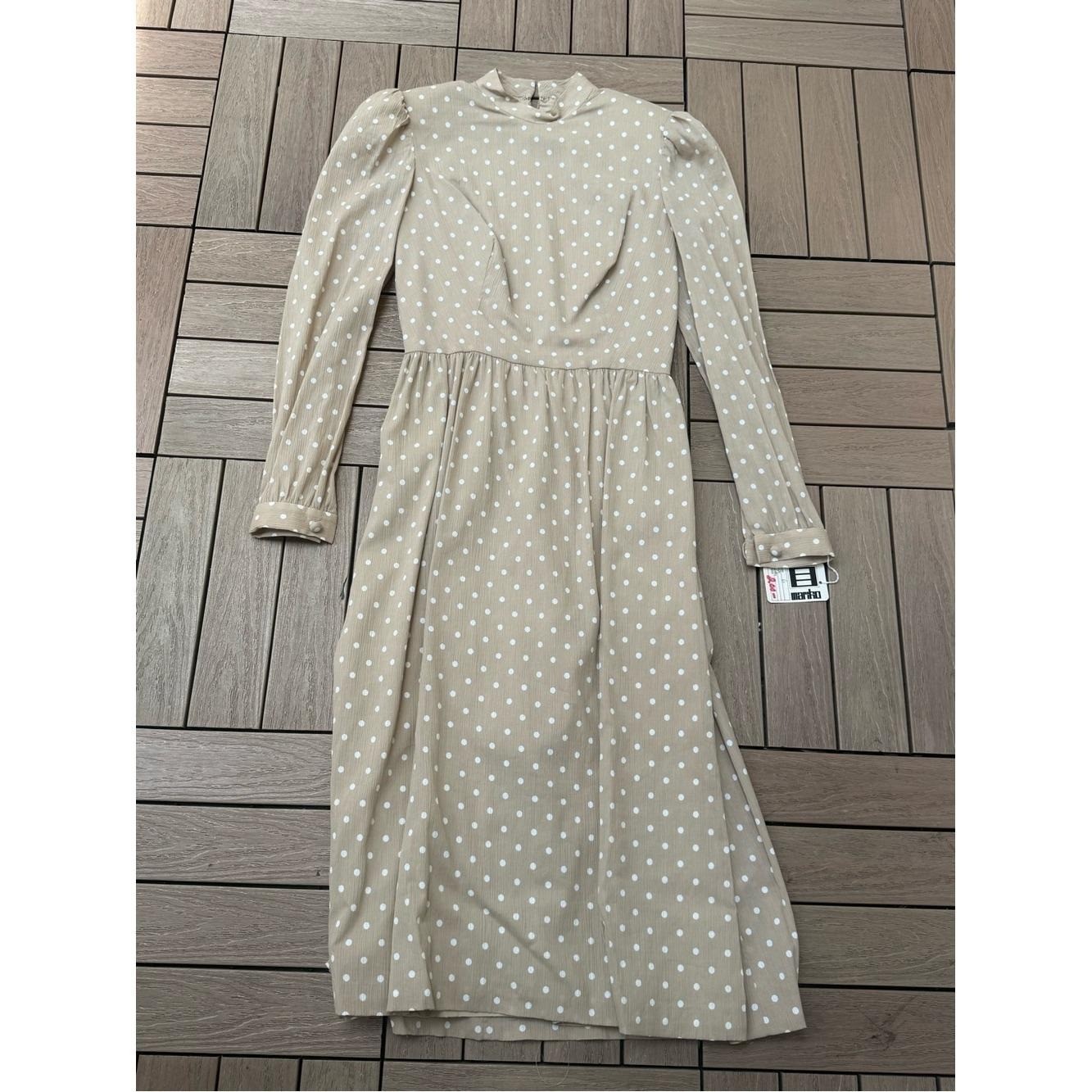 Vintage NWT Mariko tan white polka dots long sleeve dress