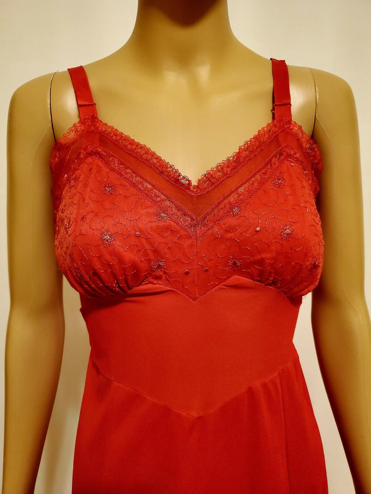 Stoneswear Vintage Red Slip Size 34 Tall M