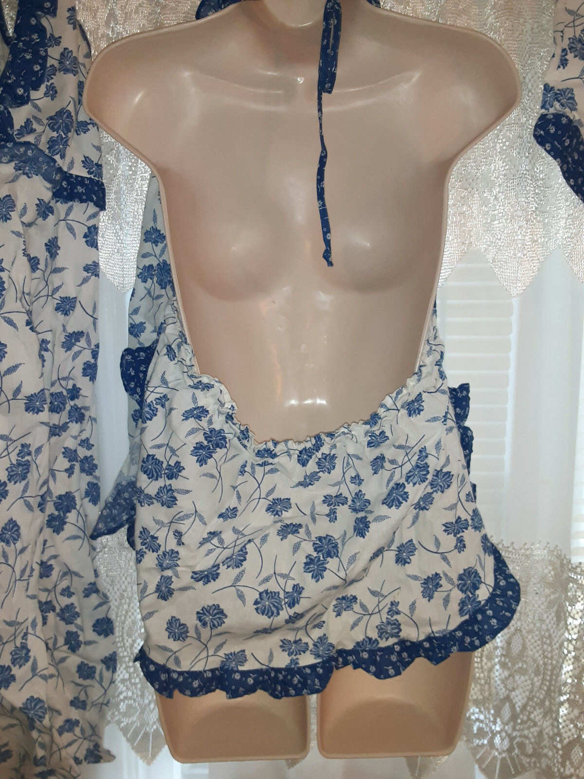 3 PIECE VINTAGE AMISH STYLE / SEARS LADIES BLUE FLOWER SUN DRESS, TOP & SHORTS