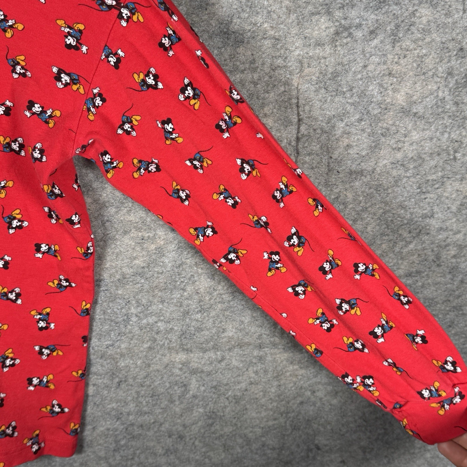 Vintage Womens 90s Mickey & Co Red AOP Mickey Mouse Turtleneck Shirt Sz M 20×24