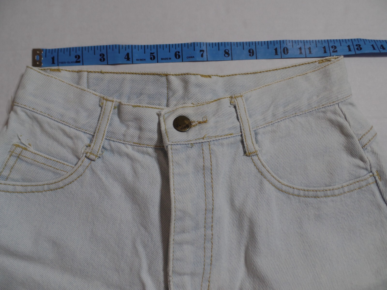 VINTAGE WOMENS PARIS BLUES SZ 9 DENIM HIGH WAIST SHORTS SEE MEASURMENTS