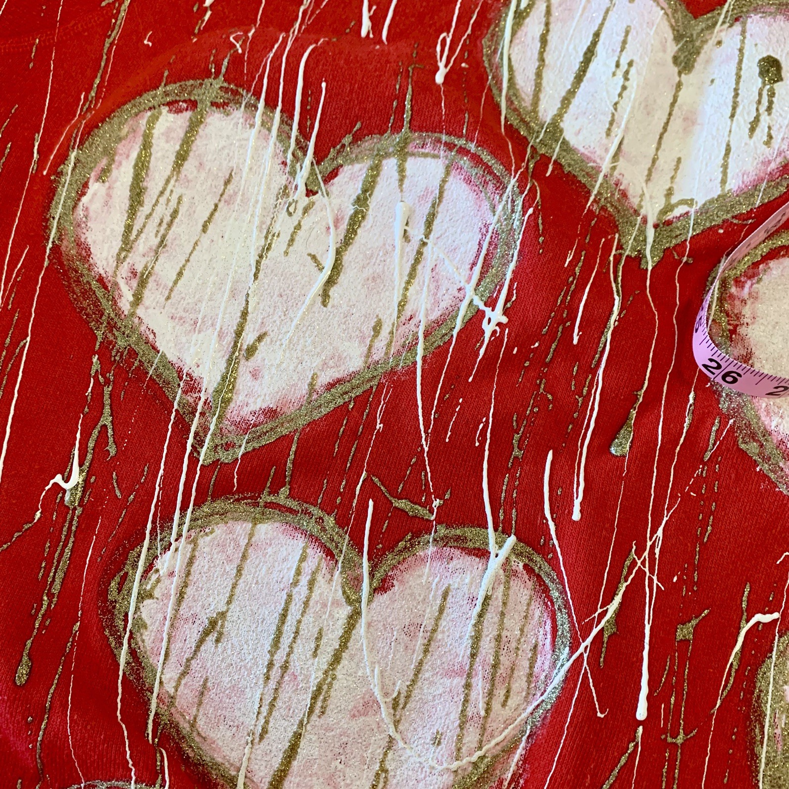 Vintage Valentine’s Day Red Sweatshirt with painted hearts gold paint spatter L