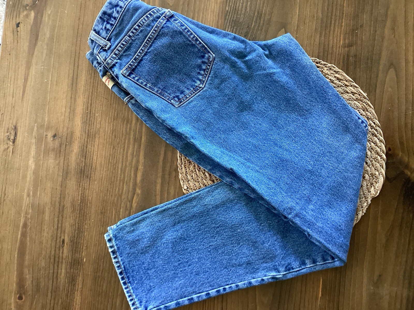 High-rise 80s Women Mom Jeans- Classic Quality Denim Stright Leg Size 3 Blue