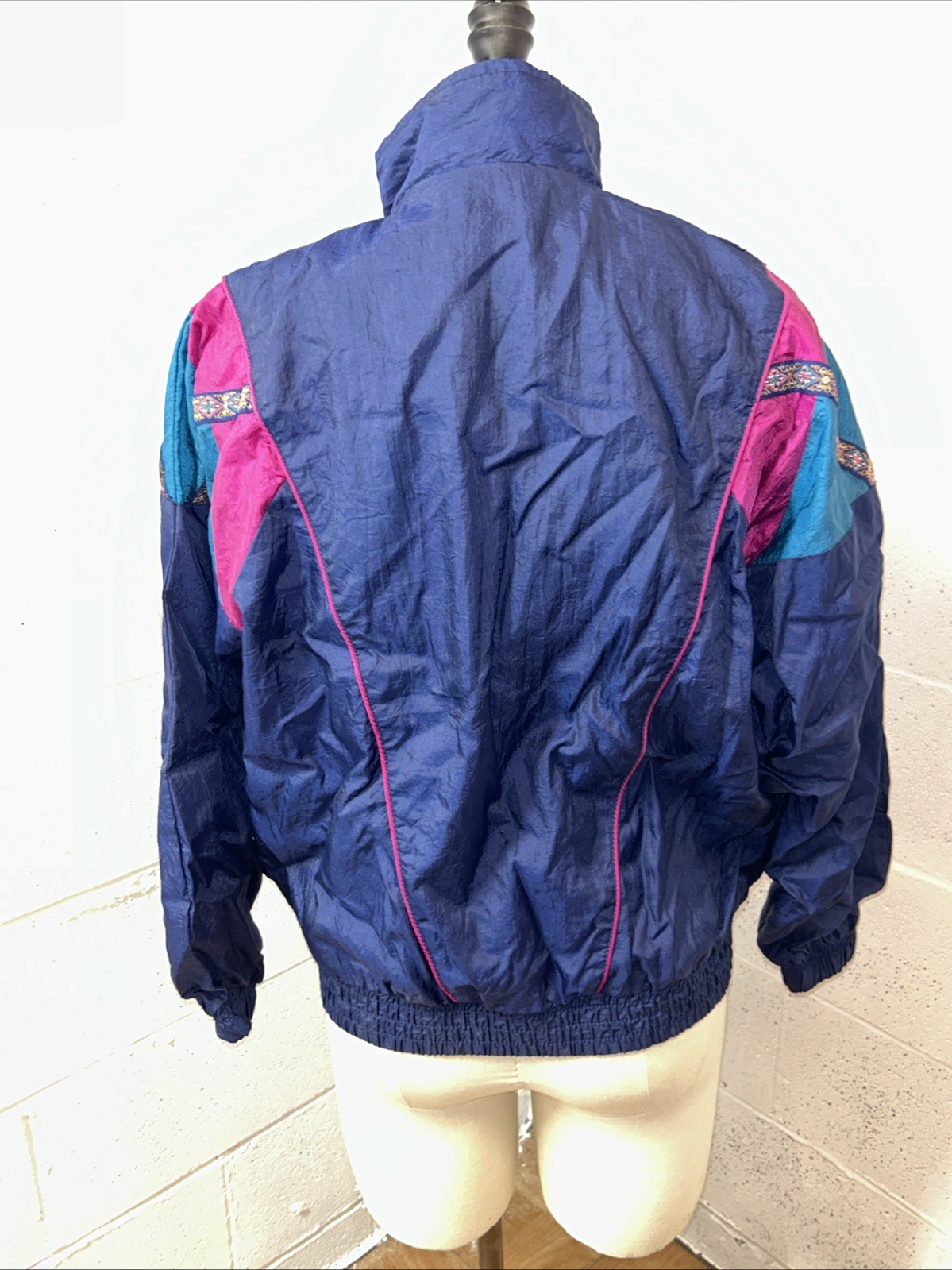 VTG 80S Polyester Windbreaker Size Medium Just For Petites Purple Color Block A2