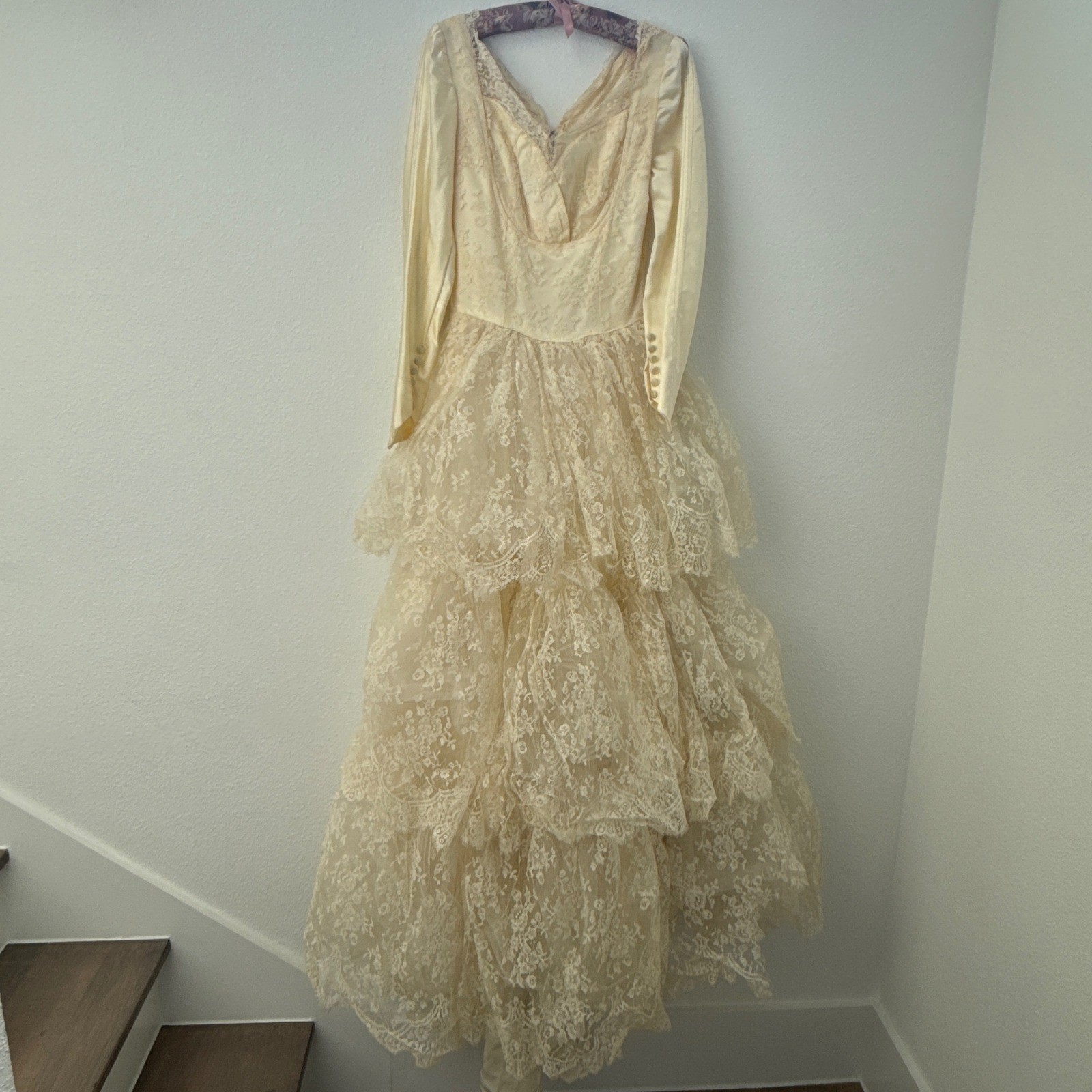 Vintage 1970s Edwardian Victorian Revival Lace Wedding Dress XS cathedral