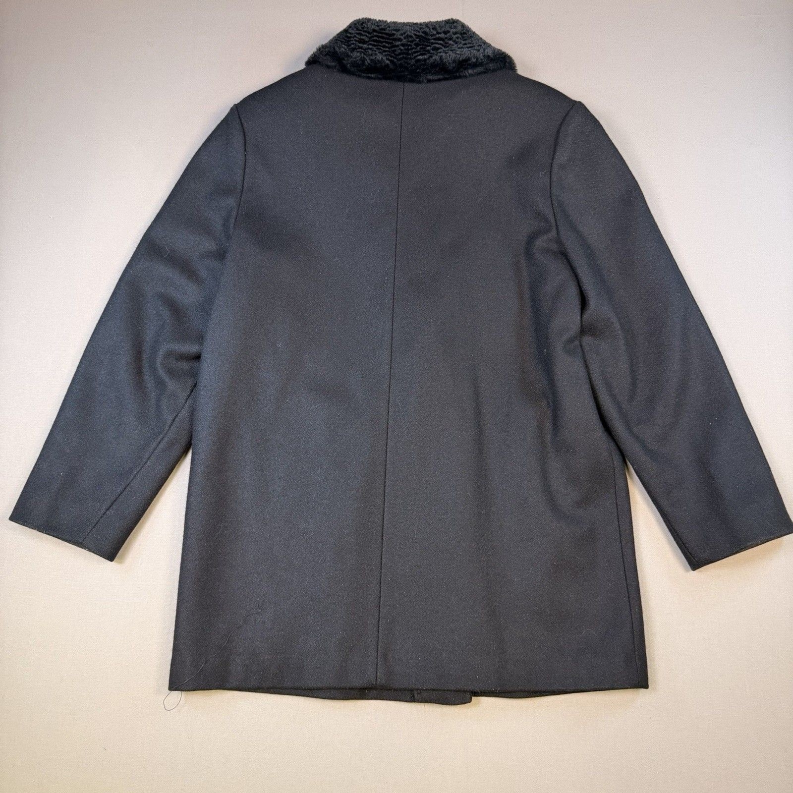 Komitor Stunning Women’s 10P Black Wool Faux Fur Trim Warm Coat Made in USA