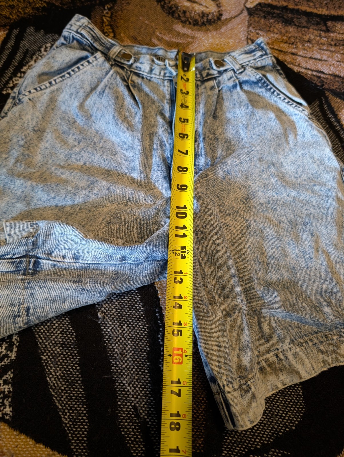 Vintage 80s Jordache High Waist Acid Wash Denim Shorts Pleated JRS sz 10 26in