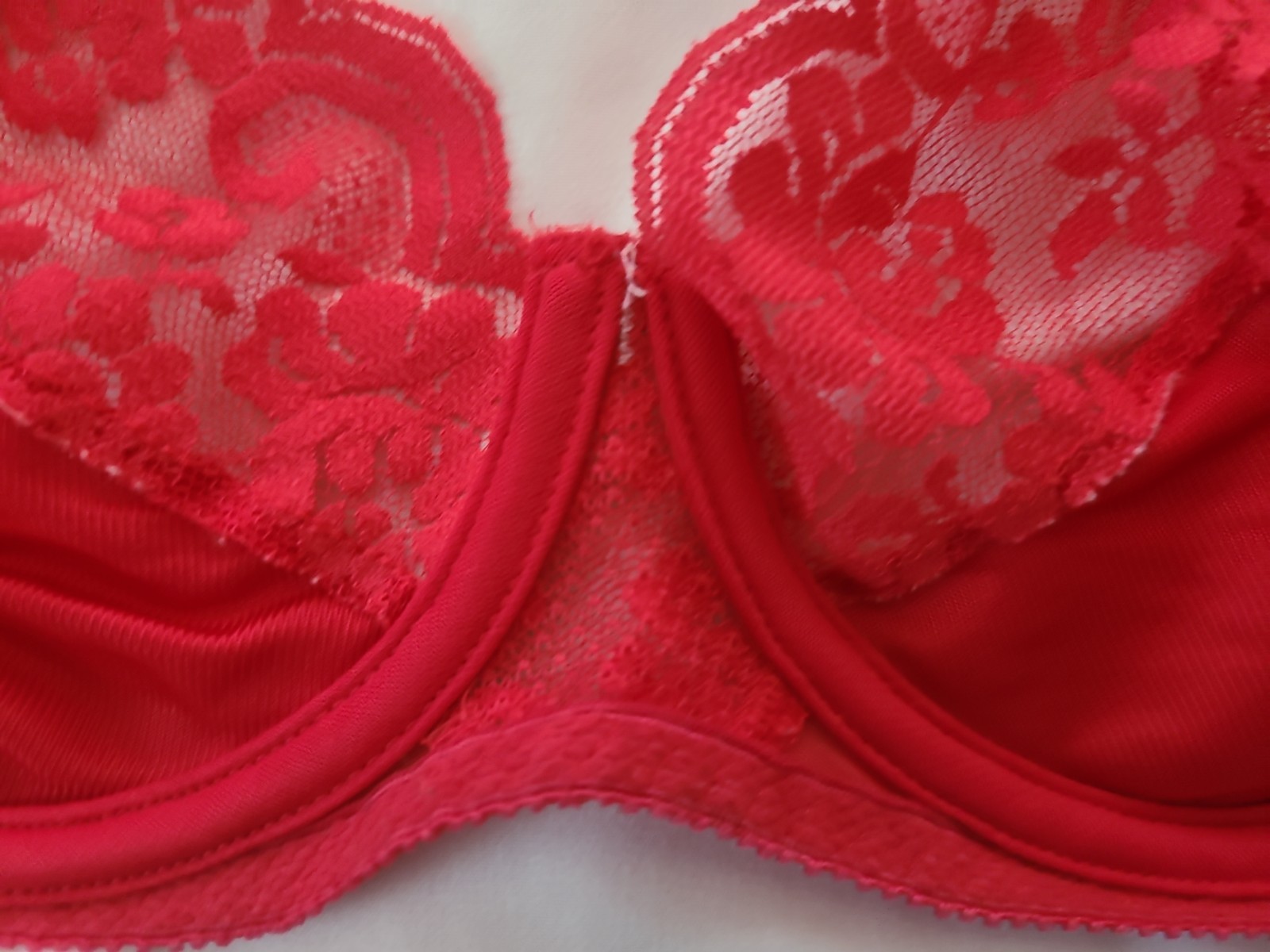 VTG Maidenform Chantilly Bra 36B Red Nylon & Lace Unlined Underwire Style 7329