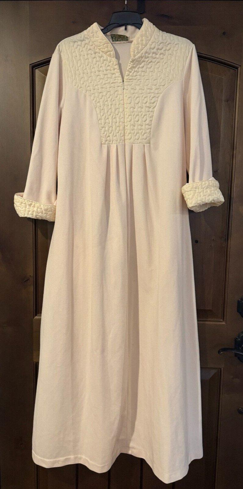 Vintage Sears Robe 70’s Quilted Trim/Accents No Size Tag–See Measurements