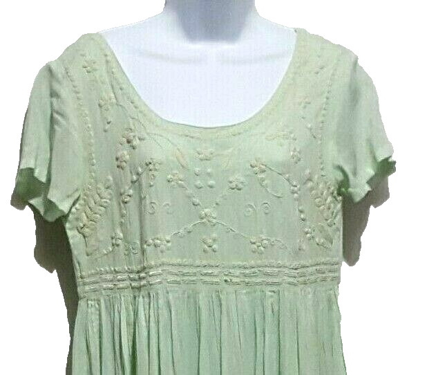 Vintage Midi Dress PM Tiered Cottage Core Romantic Embroidery Green Peasant