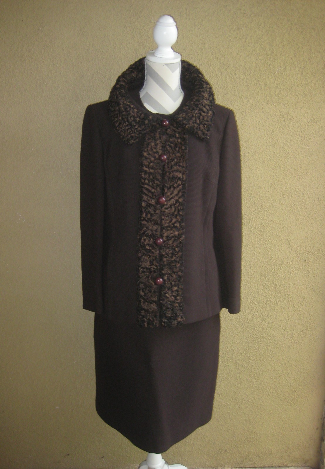 Vintage 70s Carlisle Couture brown wool Persian lamb trim 2 pc lined skirt suit
