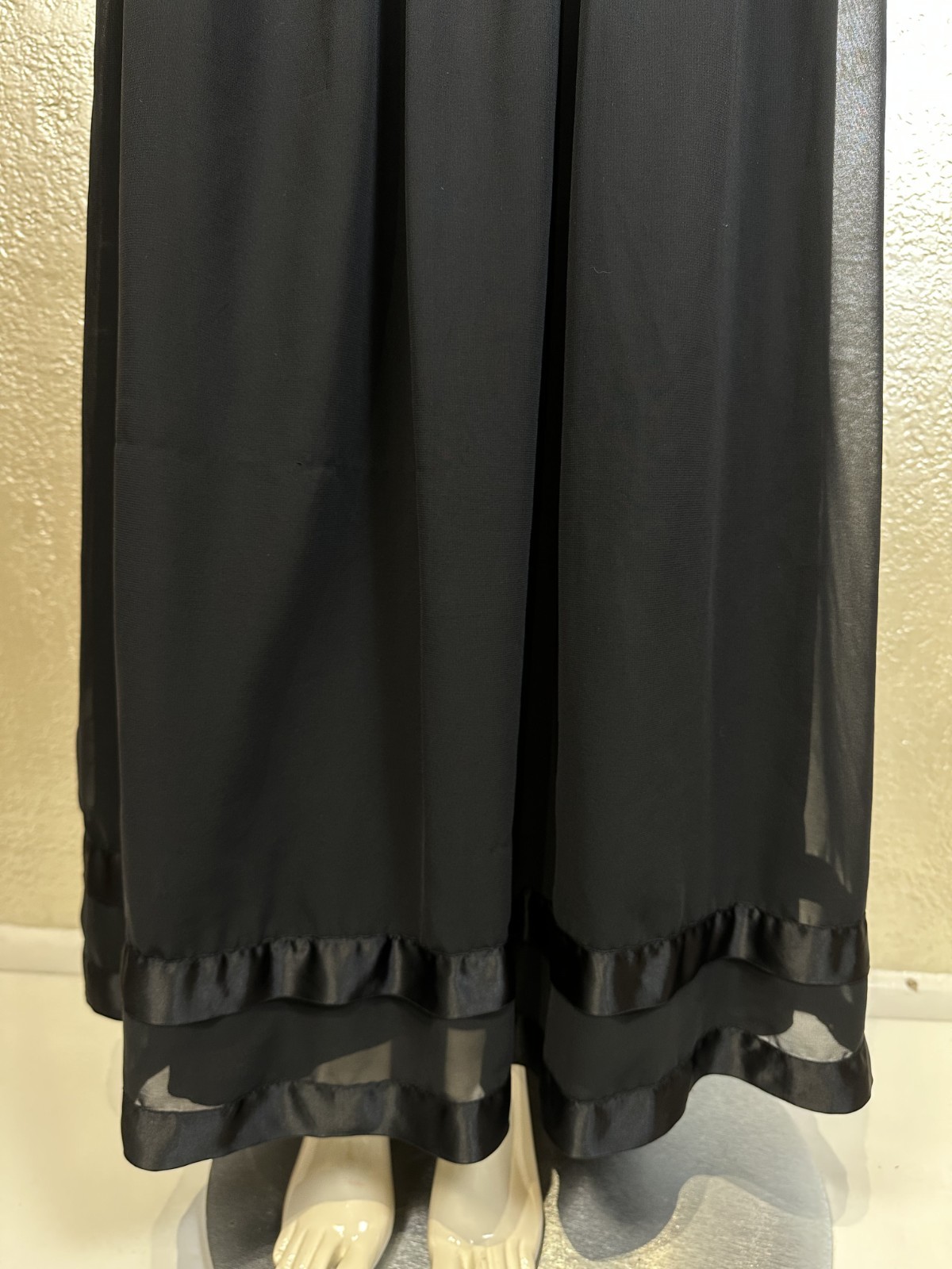 Vintage 1960’s-1970’s Ladies ALEXANDER CLARE Black Chiffon Maxi Skirt w/Satin XS