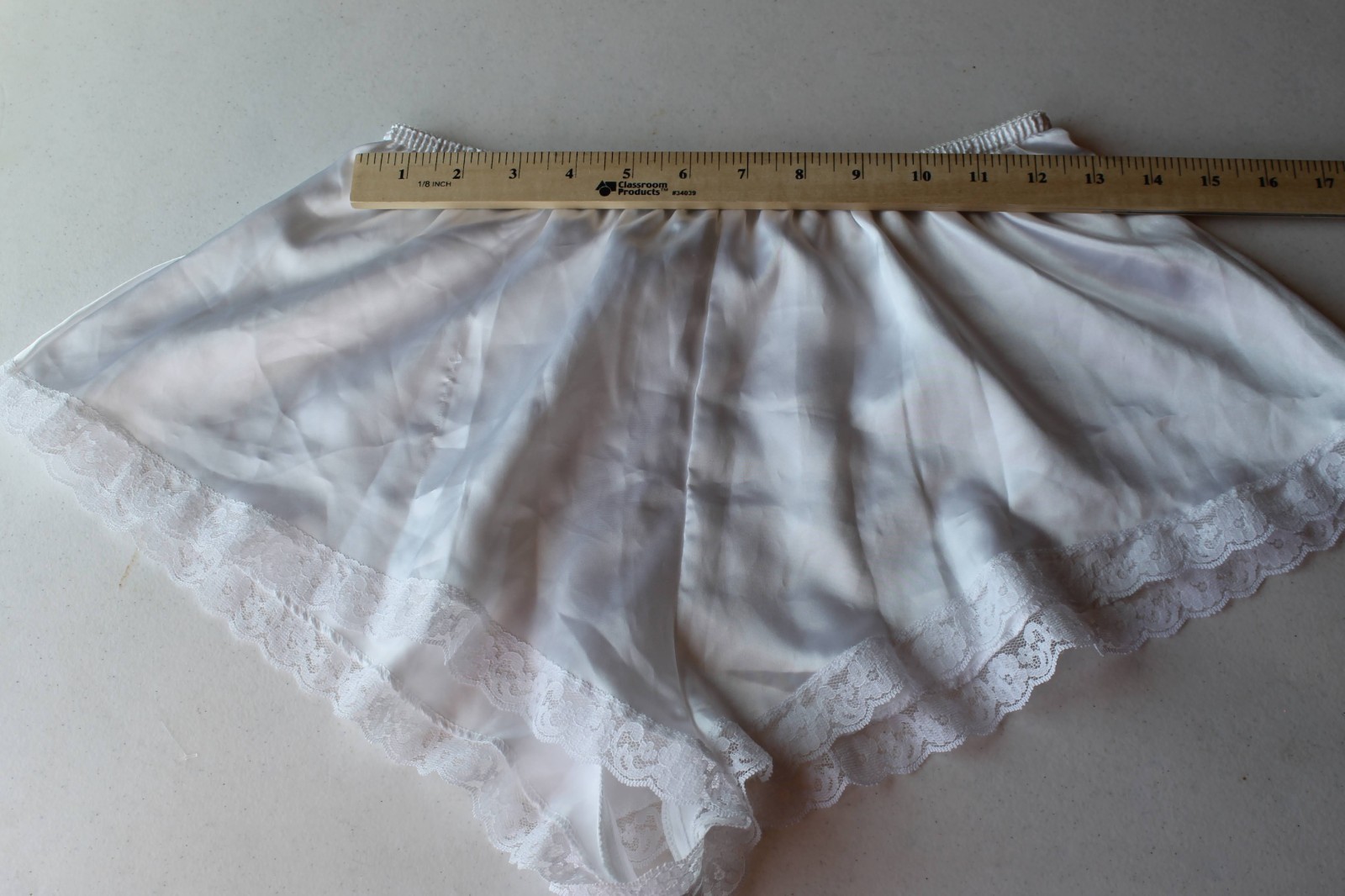 Vintage Body Chic Lingerie Set White Satin Lace Camisole Tap Shorts Bridal Med