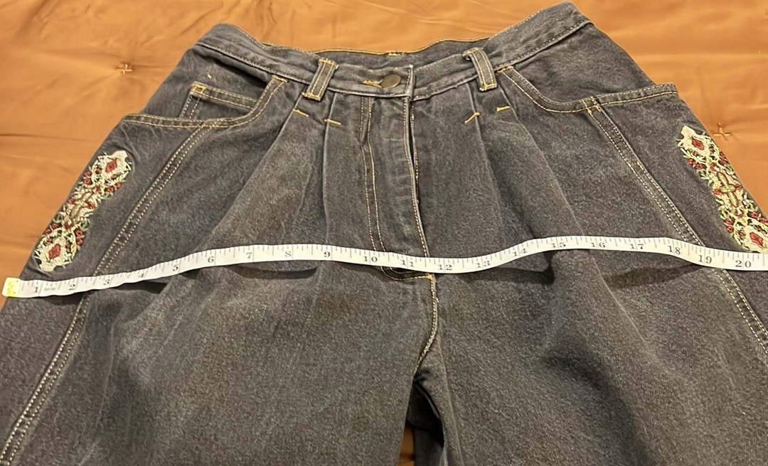 VTG 1990s Together! Mom Jeans size 6 / 26 x 29 Embroidered