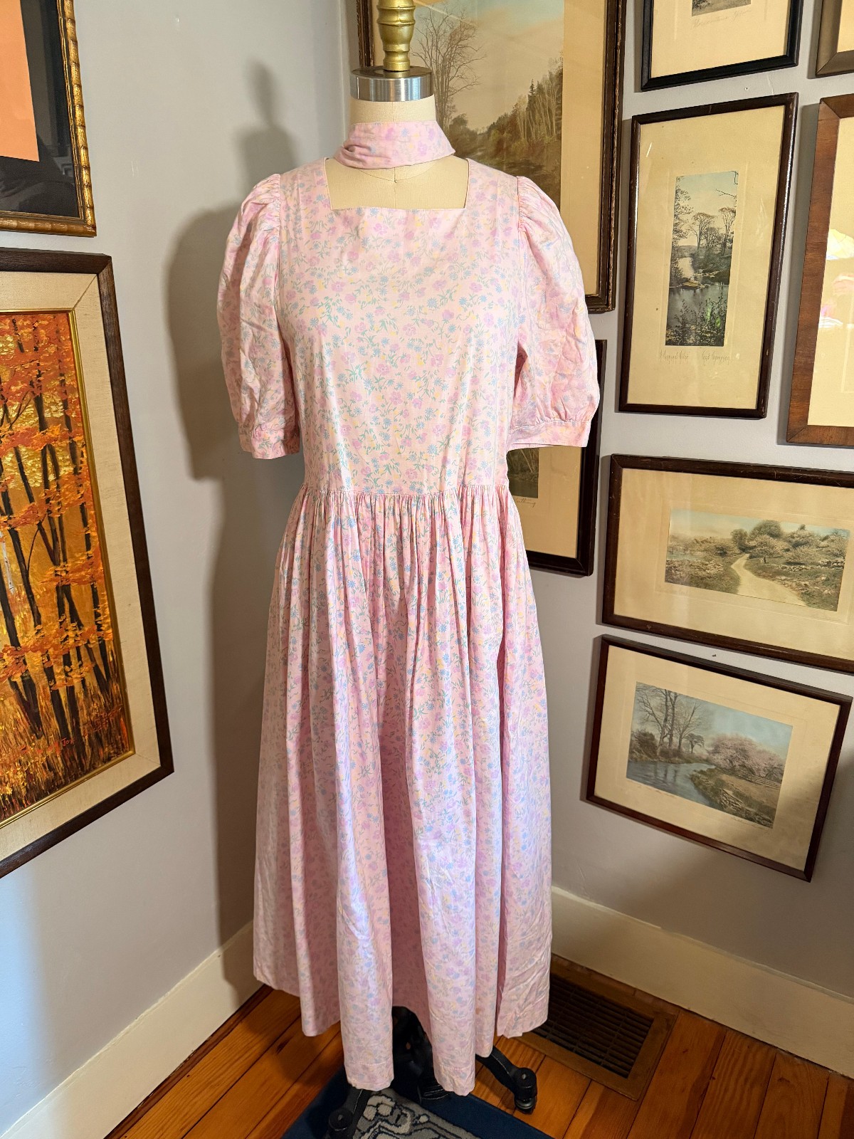 Vintage 80s Laura Ashley light pink floral dress US12