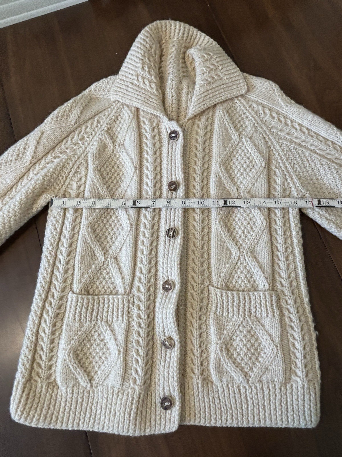 VTG 1970s Sweater Ivory Cream Cable Knit Cardigan Button XS B32″