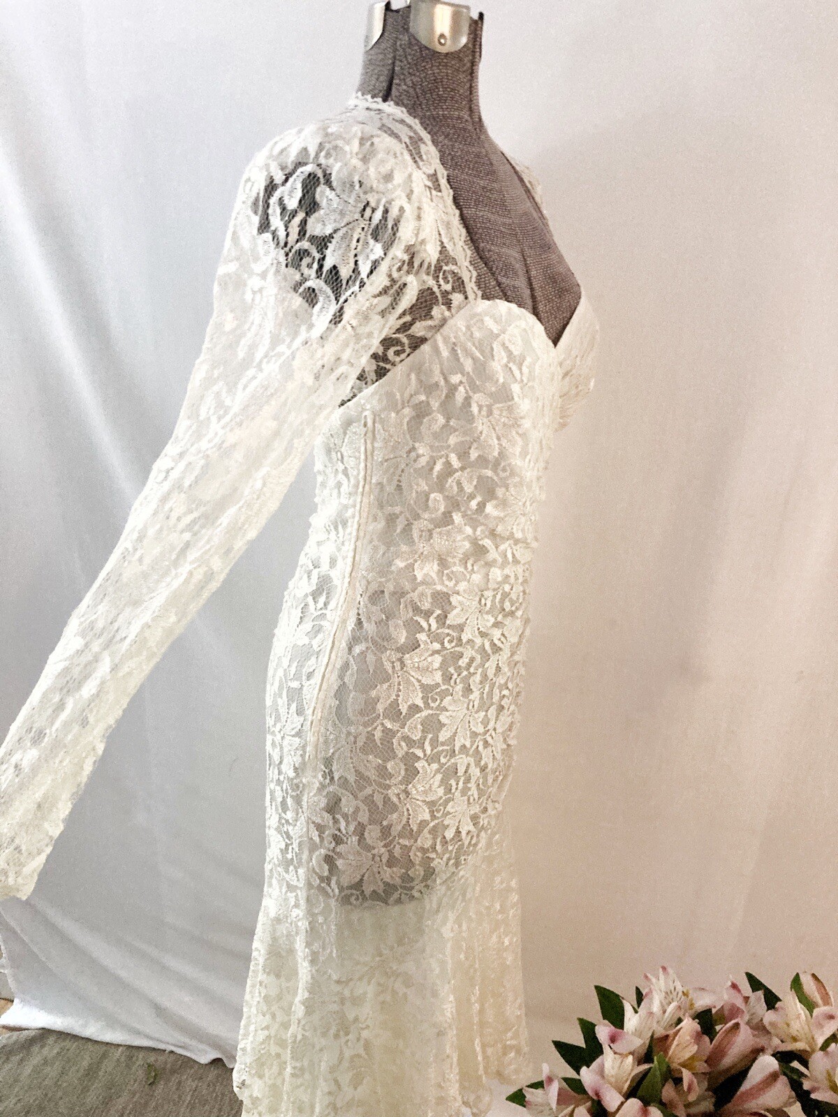 Gorgeous Pure Vintage Bridal Gown XXS Detail Lace Pearl Wedding Dress Open Back