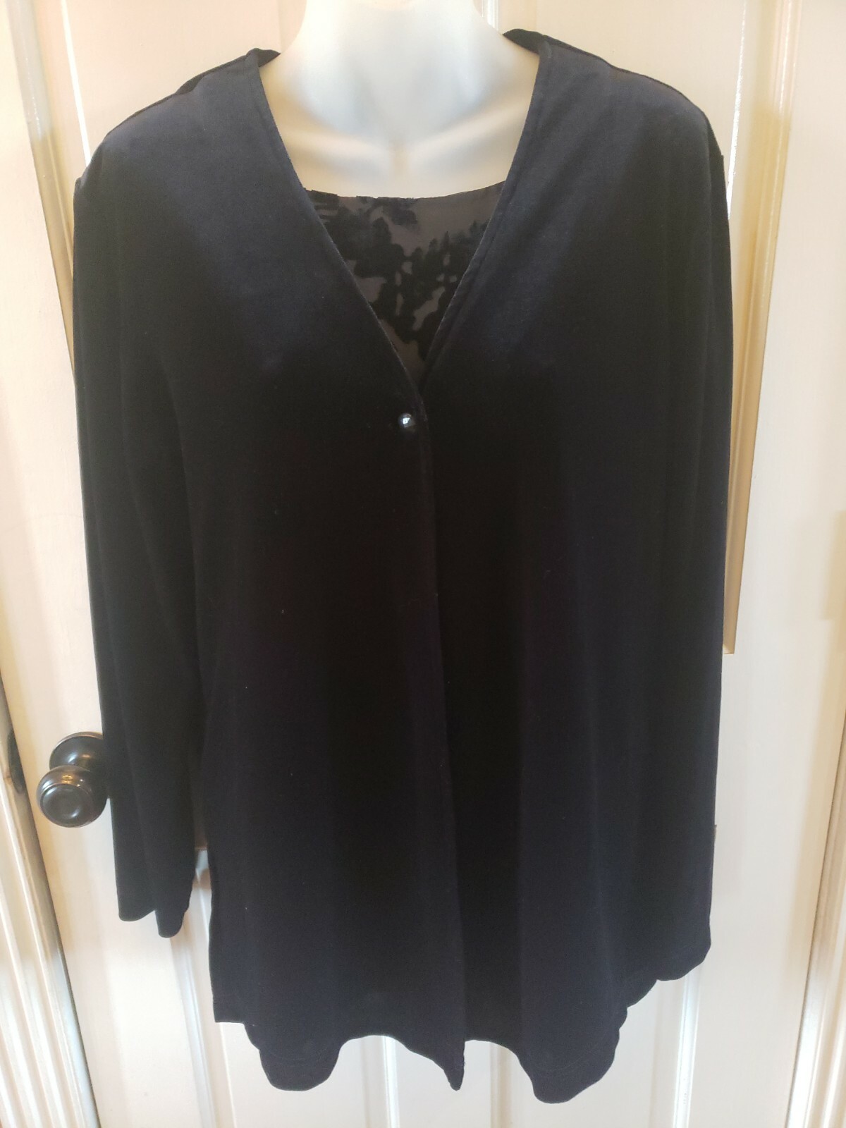 VINTAGE JOAN LESLIE LADIES BLACK FLORAL TEXTURED VELVET TOP CARDIGAN LAYERED MED