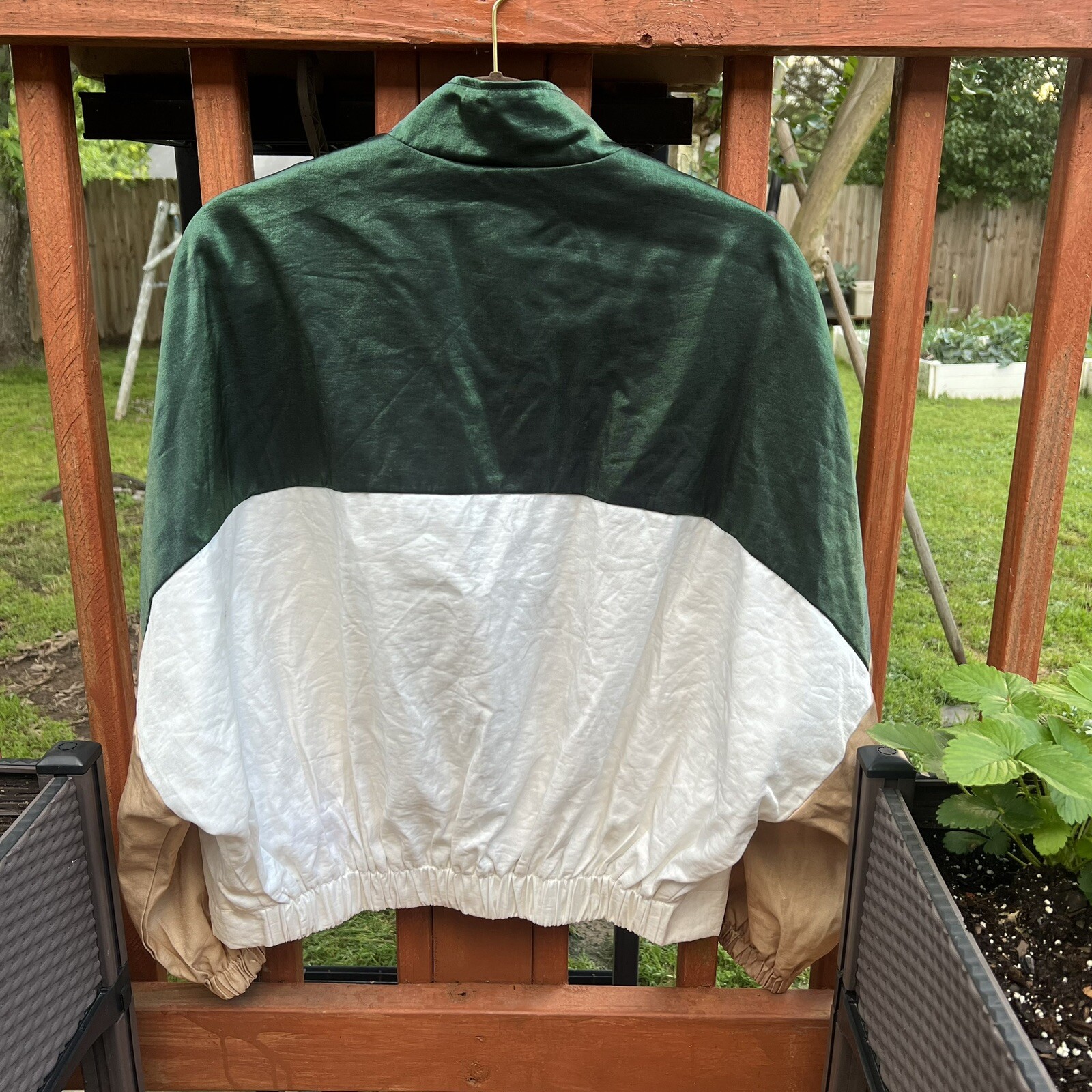 Blue Blush Women’s Vintage Mesh Zip Up Jacket | Green | White | Gold | (S)