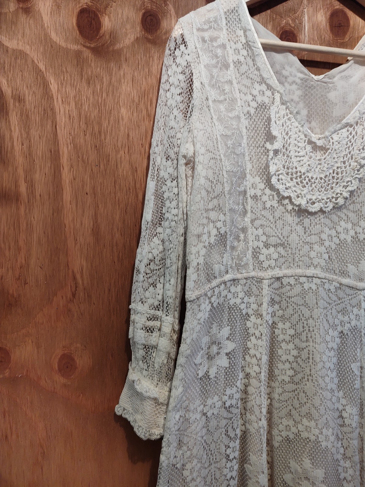 „Coco” Lace Boho Wedding Dress, Vintage 1970s, Champagne / Blush Pink & Ivory