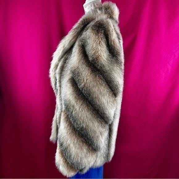 Vintage Faux Fur Striped Coat Brown Short Large Mob Wife Glam Luxury Chic